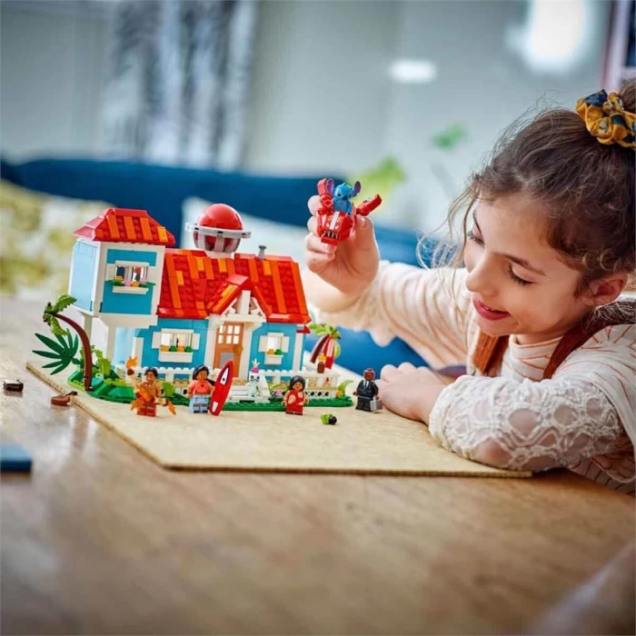 LEGO Disney Lilo ve Stitch Plaj Evi 43268