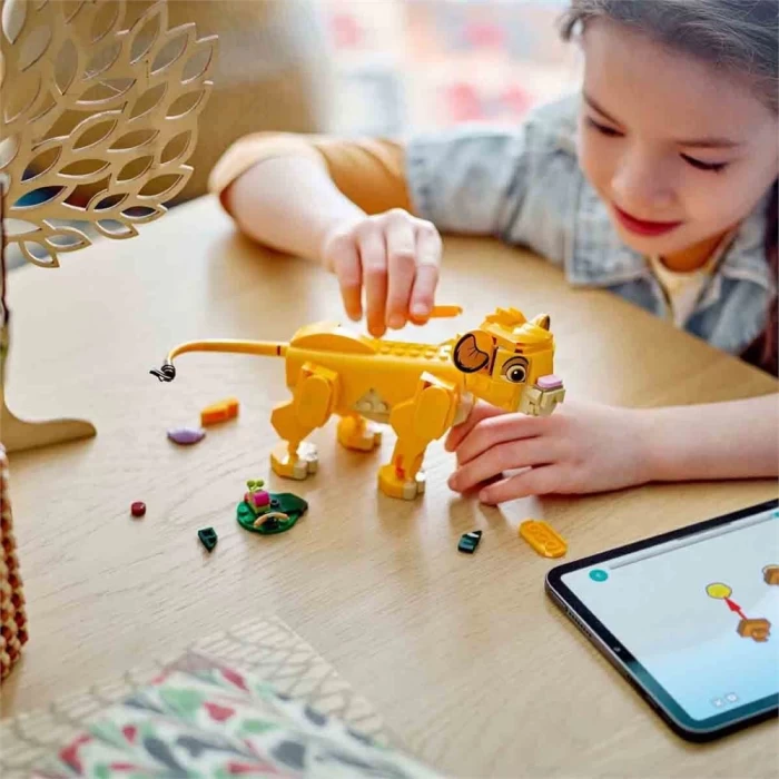 LEGO Disney Yavru Aslan Kral Simba 43243