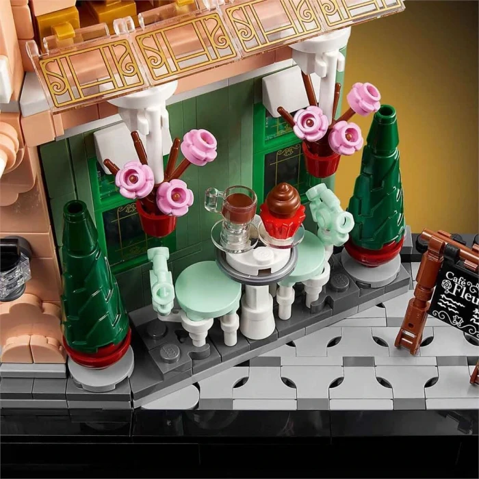LEGO Fransız Kafe 10362