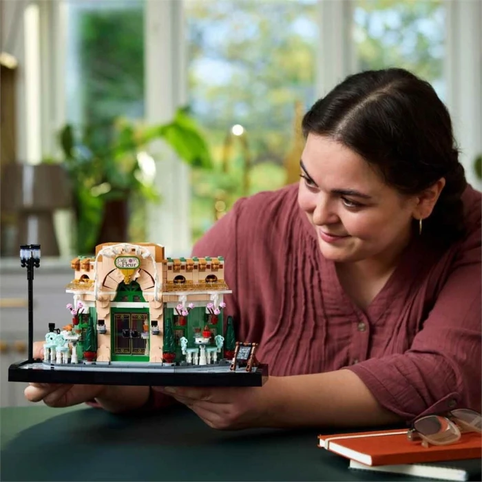 LEGO Fransız Kafe 10362