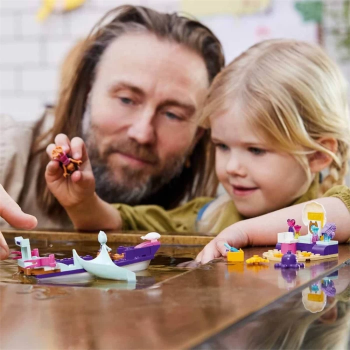 LEGO Gabby ve Süslü Kedinin Gemisi ve Spa 10786