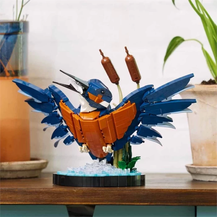 LEGO Icons Yalıçapkını Kuşu 10331