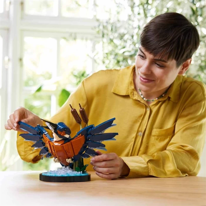 LEGO Icons Yalıçapkını Kuşu 10331