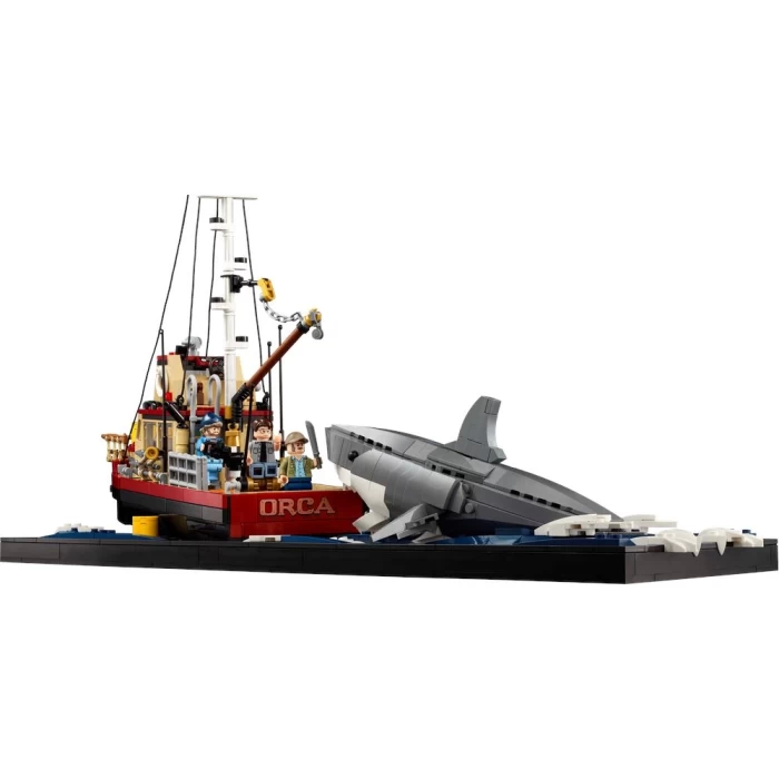 LEGO Ideas Jaws 21350