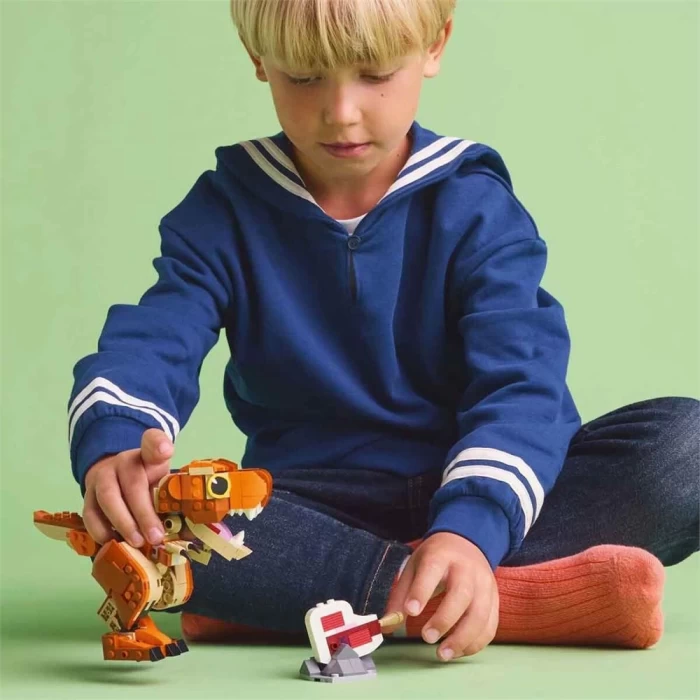 LEGO Jurassic World Küçük Eatie: T. rex 76967