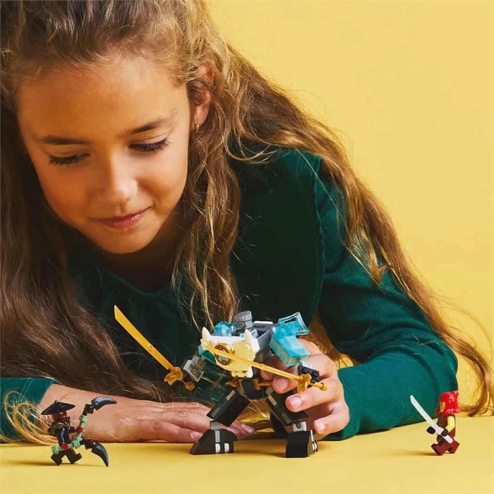 LEGO NINJAGO Zane’in Savaş Zırhı Mech’i 71827
