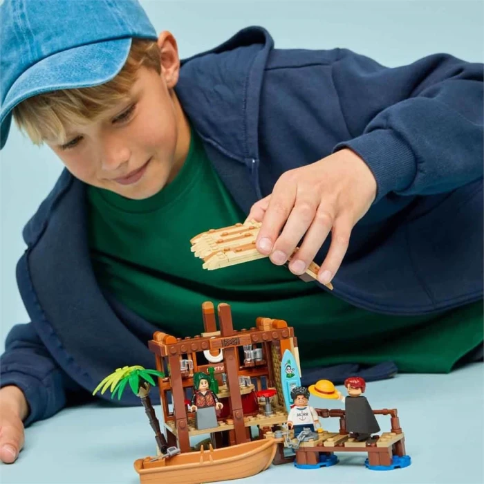 LEGO ONE PIECE Yel Değirmeni Köyü Kulübesi 75636