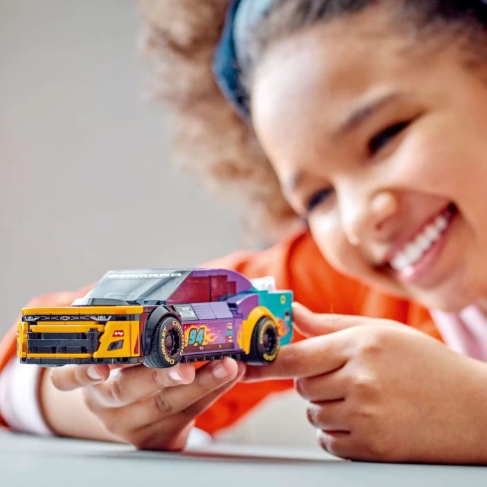 LEGO Speed Champions Nascar Next Gen Chevrolet Camaro ZL1 76935