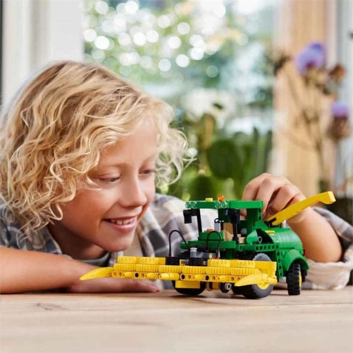 LEGO Technic John Deere 9700 Forage Harvester Silaj Makinesi 4216