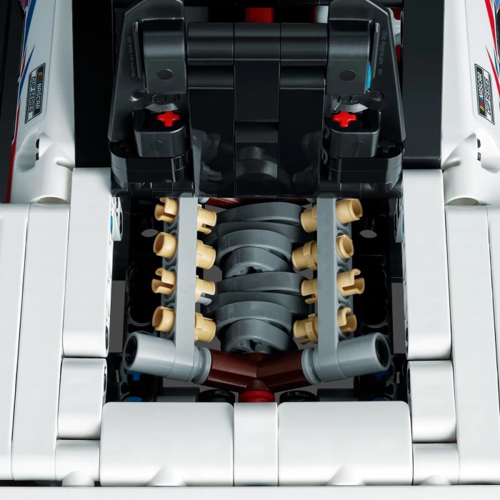LEGO® Technic NASCAR® Yeni Nesil Chevrolet Camaro ZL1 42153(672 Parça)