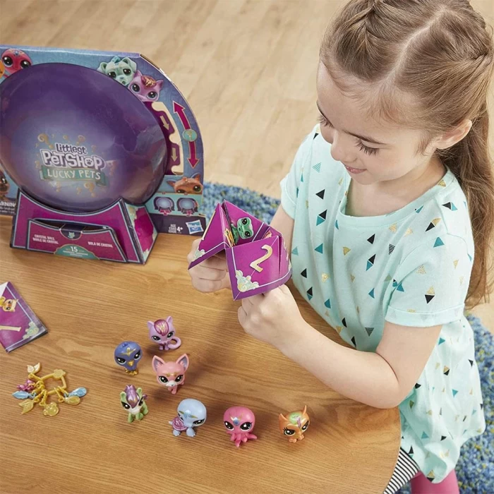 Littlest Pet Shop Şanslı Minişler Sürpriz Küre