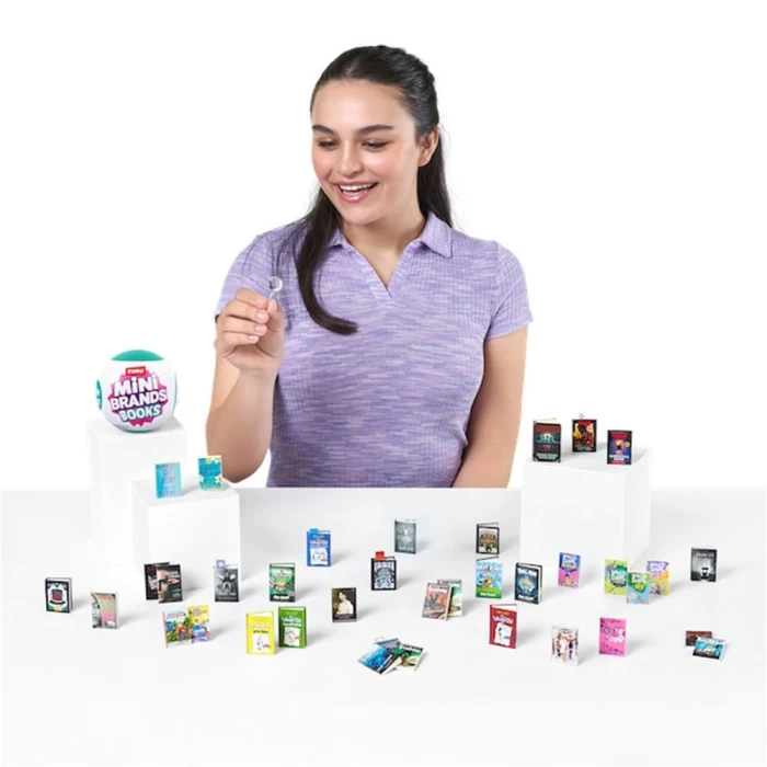 Mini Brands Books Sürpriz Paket MNK00000