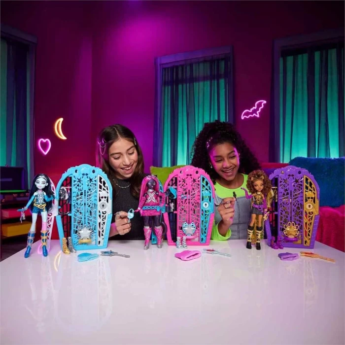 Monster High Gizemli Arkadaşlar Oyun Seti JBG80 - Clawdeen Wolf