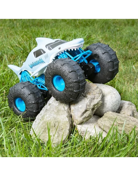 Monster Jam Megalodon Storm 1:15 Uzaktan Kumandalı Araba