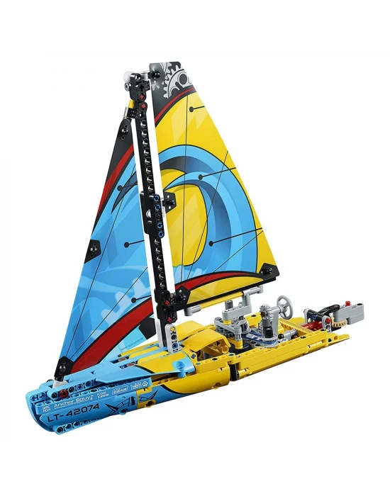 Lego Technic Racing Yacht