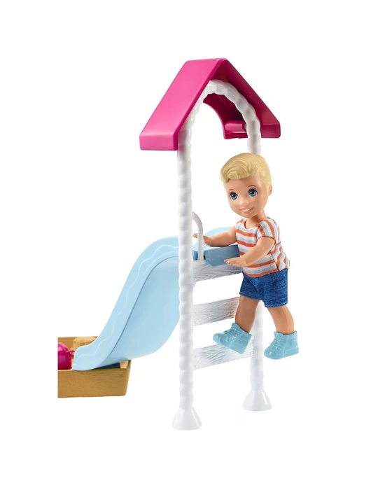 Barbie Bebek Bakıcısı Oyun Seti FXG96