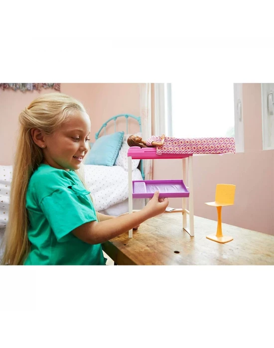 Barbie Bebek Ve Çalışma Odası Oyun Seti FXG52
