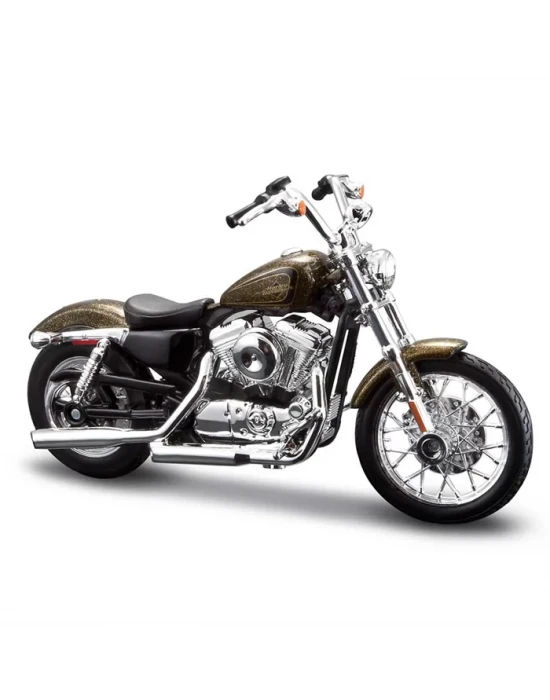 Maisto Harley Davidson 2013 XL1200V Seventy Two 1:18 Model Motors