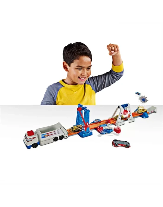 Hot Wheels Daredevil Derby Yarış Seti