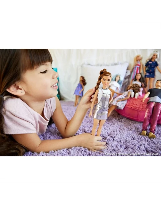 Barbie Büyüleyici Parti Bebekleri DYY92