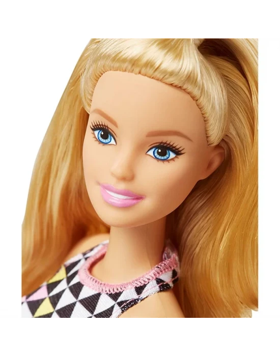 Barbie Büyüleyici Parti Bebekleri DVX68