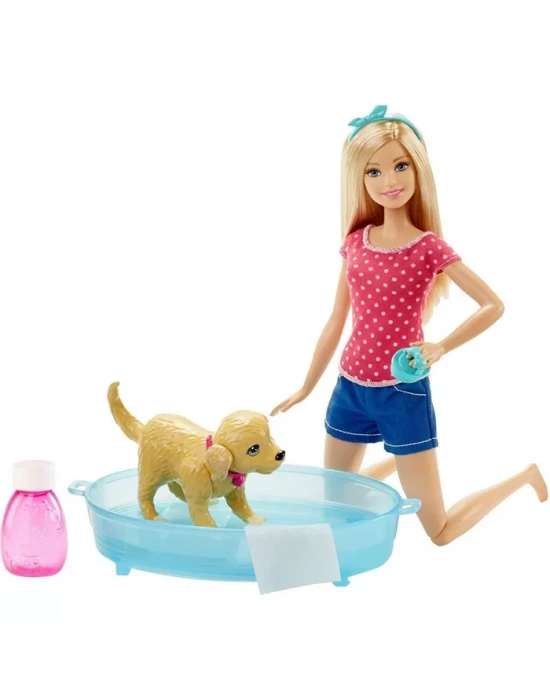 Barbie ve Köpekçik Banyo Keyfi Oyun Seti