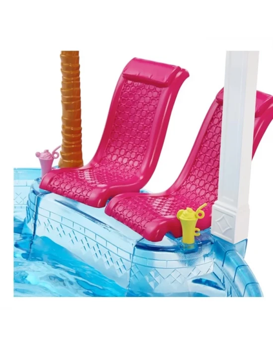Barbie Şık Havuz Oyun Seti