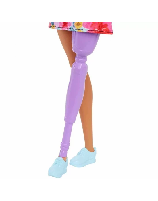 Barbie Fashionastas Büyüleyici Parti Bebekleri HBV21