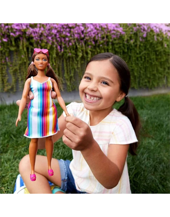 Barbie Okyanusu Seviyor Bebekleri GRB38