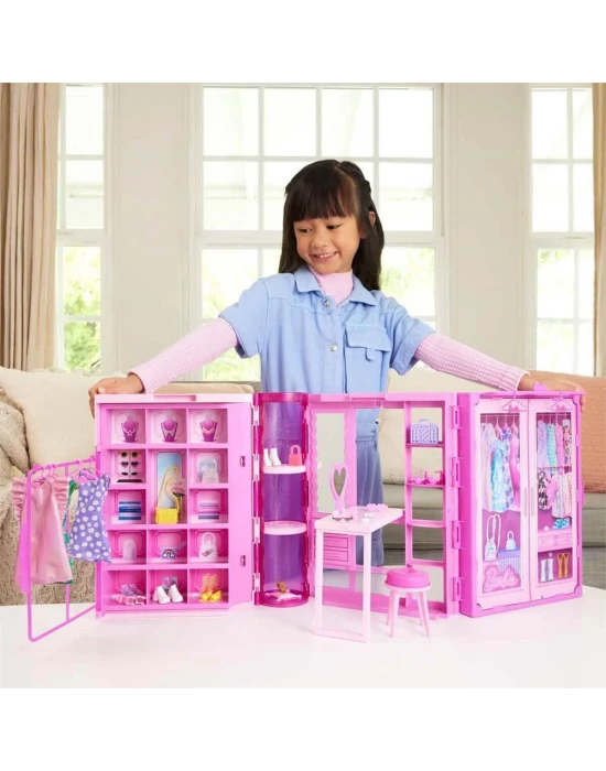 Barbienin Rüya Gardırobu ve Bebek Oyun Seti HXD58