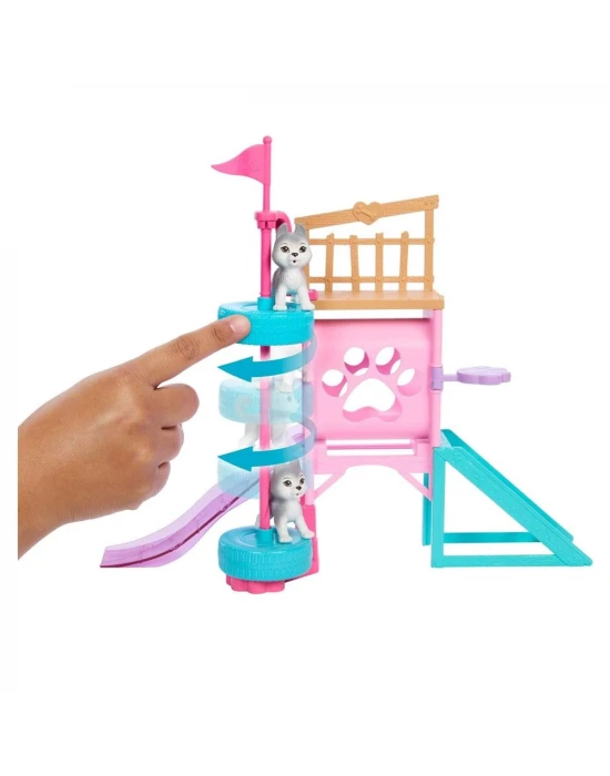 Barbie Stacienin Köpekçik Oyun Parkı HRM10