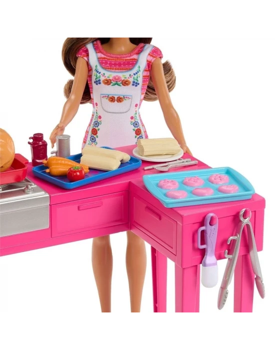 Barbie ve Teresa Mutfak Oyun Seti JCT06