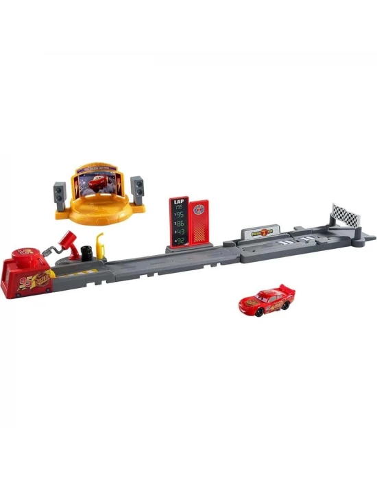 Disney Cars Macaraya Başlangıç Oyun Seti JDJ02