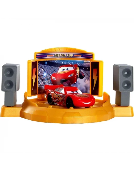 Disney Cars Macaraya Başlangıç Oyun Seti JDJ02