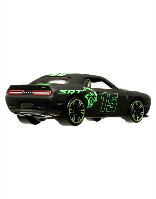 Hot Wheels Neon Yarışçılar HLH72 - 15 Dodge Challenger Srt Hellcat HRW80