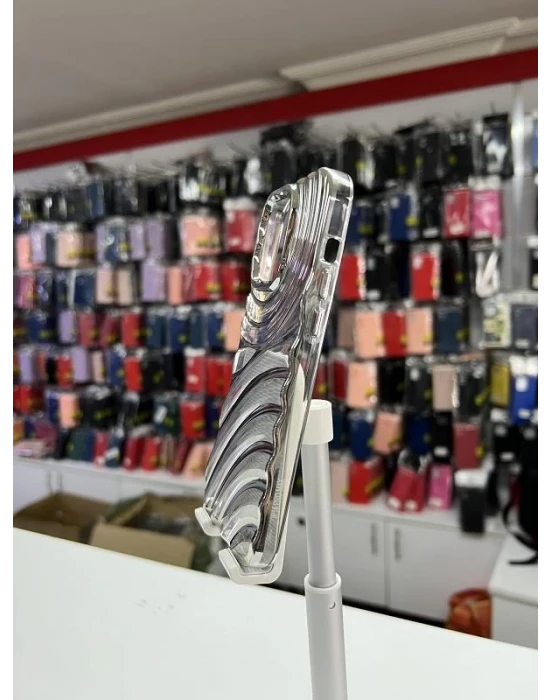 İphone 11 Ripples Krom Detaylı Darbeye Dayanıklı Silikon Kılıf