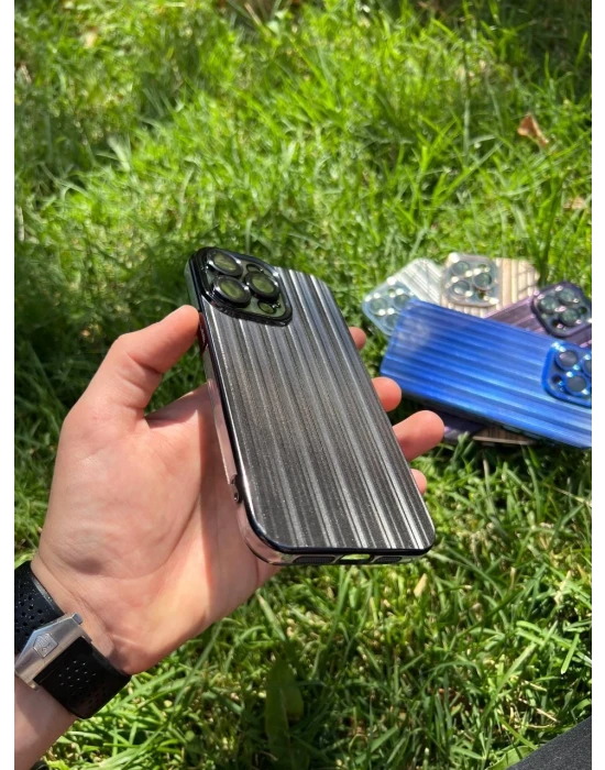 İphone 11 Wave2 Hologram Görünümlü Telefon Kılıfı