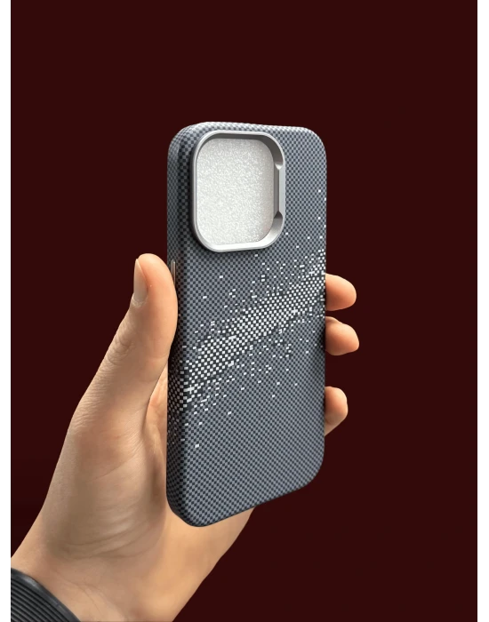 İphone 15 Pro ile Uyumlu Magsafe Özellikli Karışık Desenli Renkli Carbon Premium Kılıf
