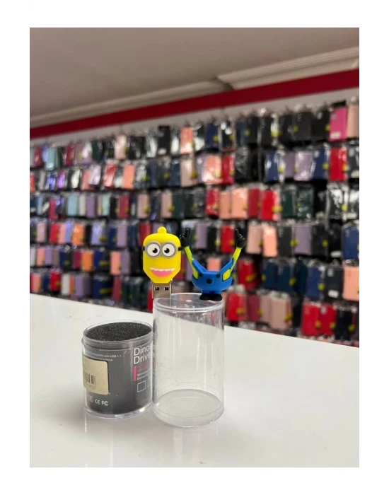 Minnions Figürlü Flash Bellek 16 GB