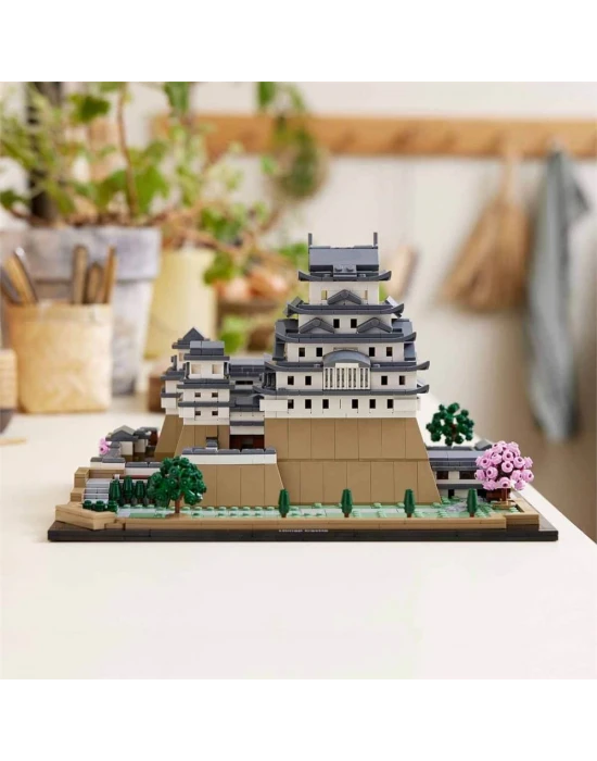 LEGO Architecture Himeji Kalesi 21060