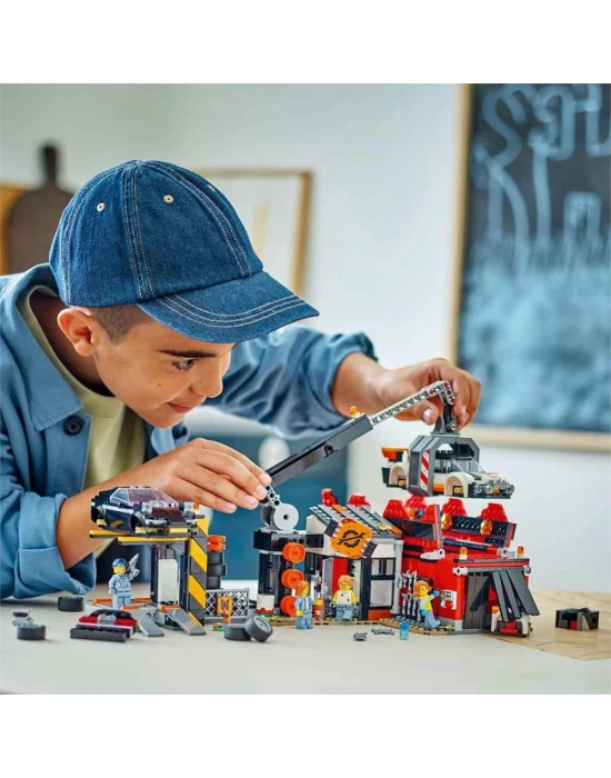 LEGO City Hurdalık ve Arabalar 60472