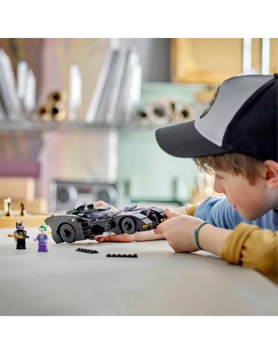 LEGO DC Batmobile: Batmanin Joker Takibi 76224