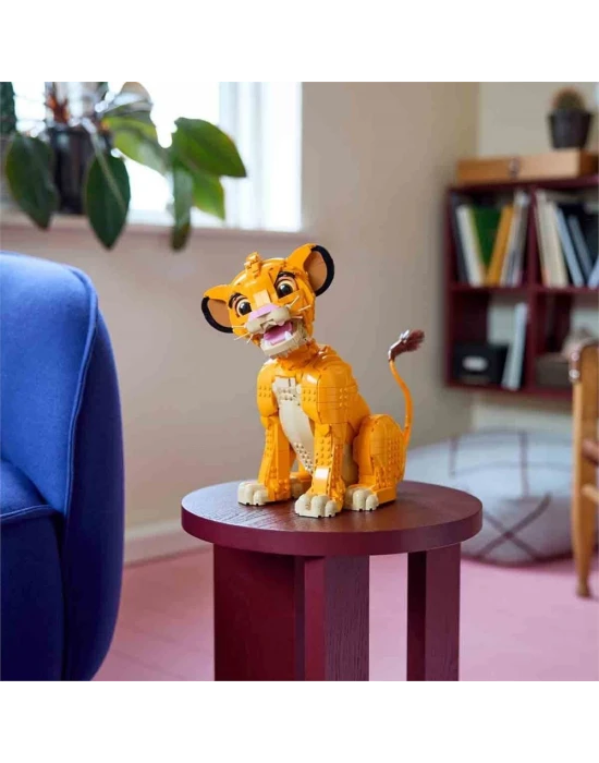 LEGO Disney Genç Aslan Kral Simba 43247
