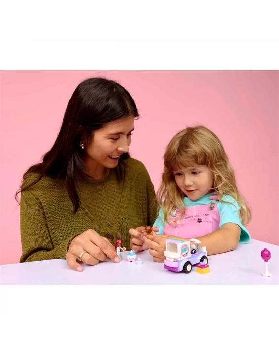 LEGO Friends Tek Boynuzlu At Pasta Dağıtım Arabası 42675