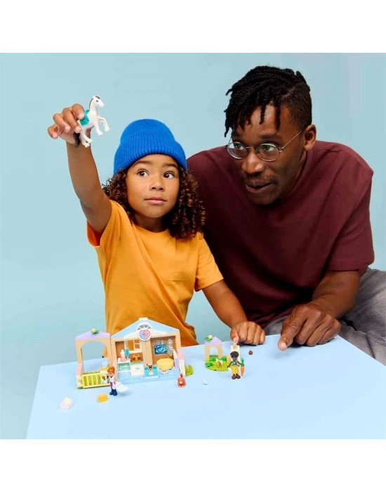 LEGO Friends Veteriner Kliniği 42696
