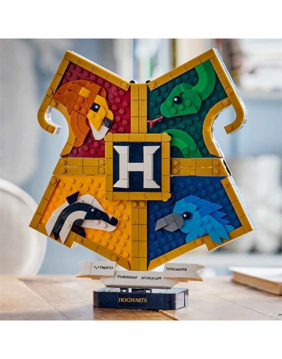 LEGO Harry Potter Hogwarts Bina Arması 76462