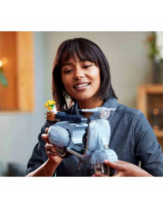 LEGO icons Vespa 125 10298