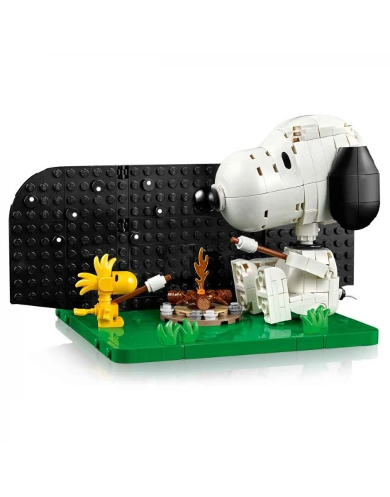 LEGO Ideas Peanuts Snoopy’nin Köpek Kulübesi 21368