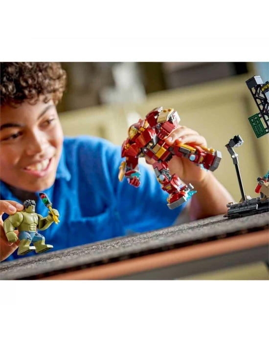 LEGO Marvel Efsanevi Savaş: Hulkbuster, Hulk’a Karşı 76343