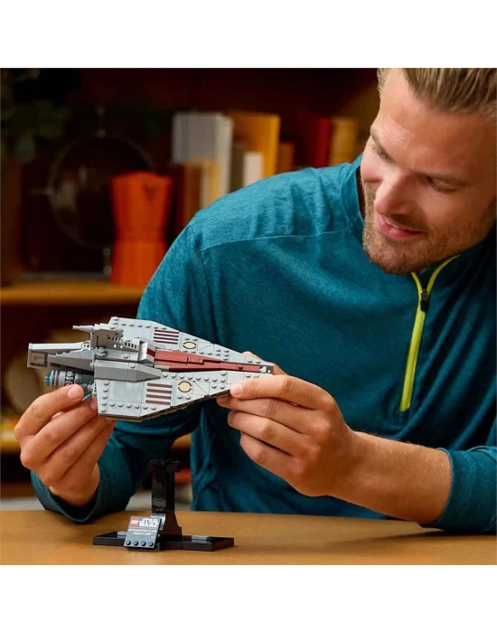 LEGO Star Wars Acclamator Sınıfı Hücum Gemisi 75404